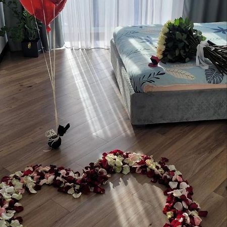 Люкс Апартаменти Район Автовокзалу В Жкарена Та Жк Great House Поблизу Обласноі Лікарні Rivne Bagian luar foto